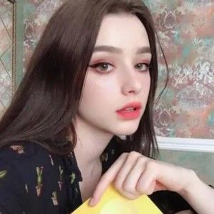 Meet your Posher, Bootylici